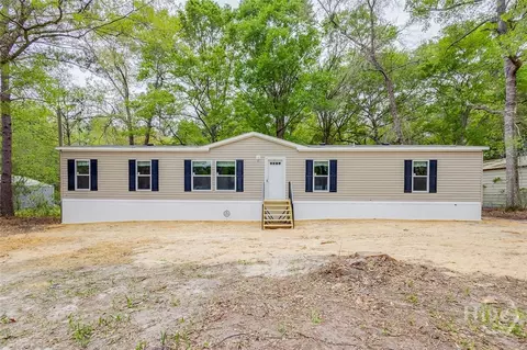 106 Conifer Dr, Guyton, GA 31312