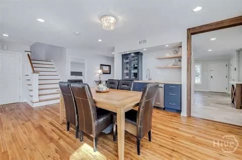 Dining - 17 Ramsgate Rd, Savannah, GA 31419 photo 3 of 6