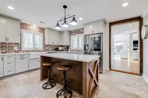 Kitchen - 17 Ramsgate Rd, Savannah, GA 31419 photo 10 of 11