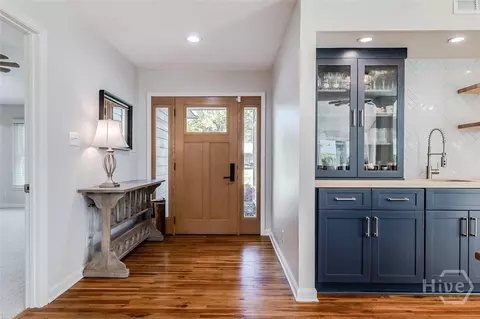 Entry Way - 17 Ramsgate Rd, Savannah, GA 31419 photo 3 of 7