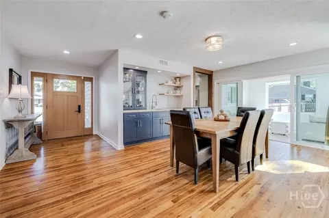 Dining - 17 Ramsgate Rd, Savannah, GA 31419 photo 2 of 6
