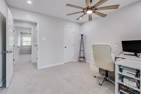 Entry Way - 17 Ramsgate Rd, Savannah, GA 31419 photo 7 of 7