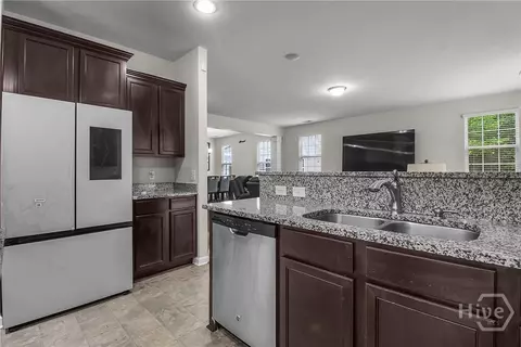 Kitchen - 376 Casey Dr, Pooler, GA 31322 photo 4 of 4