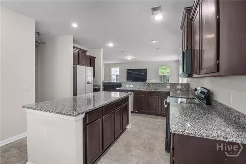 Kitchen - 376 Casey Dr, Pooler, GA 31322 photo 1 of 4