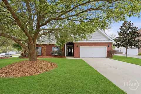 324 Stonebridge Cir, Savannah, GA 31419