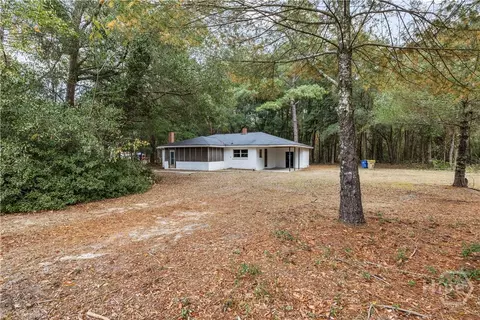 510 Sisters Ferry Rd, Clyo, GA 31303