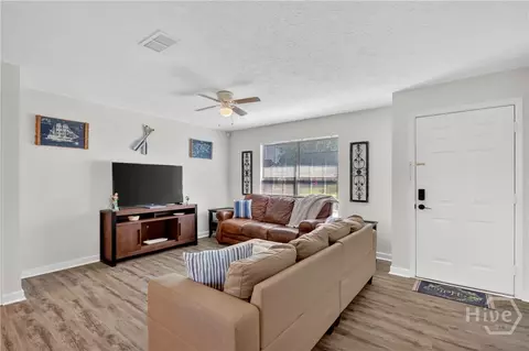 Living - 332 Mapmaker Ln, Savannah, GA 31410 photo 2 of 3