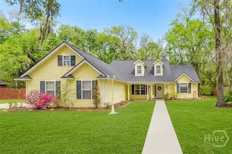 29 Arlen Dr, Midway, GA 31320