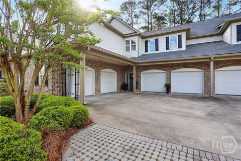 2203 River Oaks Dr, Richmond Hill, GA 31324