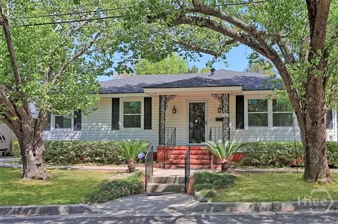 1902 Foster St, Savannah, GA 31404