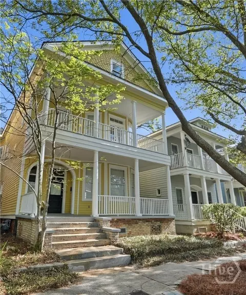 512 E Duffy St, Savannah, GA 31401