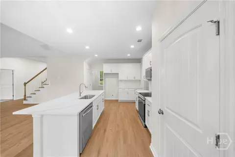 Entry Way - 111 Alexander Trl, Rincon, GA 31326 photo 2 of 5
