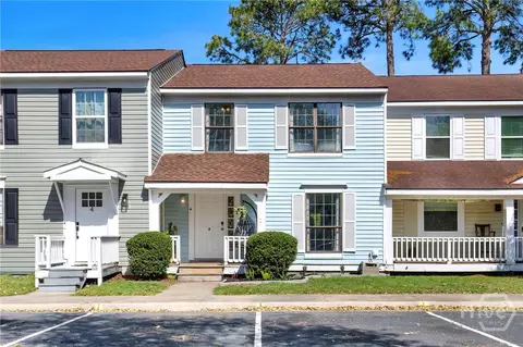 912 Pineland Ave #3, Hinesville, GA 31313