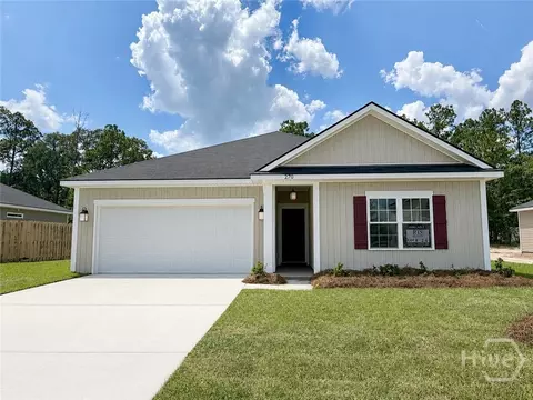 270 Juniper Dr, Hinesville, GA 31313