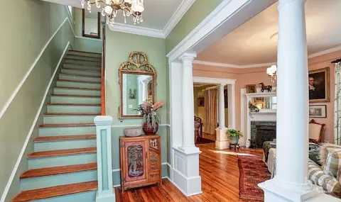 Entry Way - 712 E 37th St, Savannah, GA 31401 photo 2 of 3