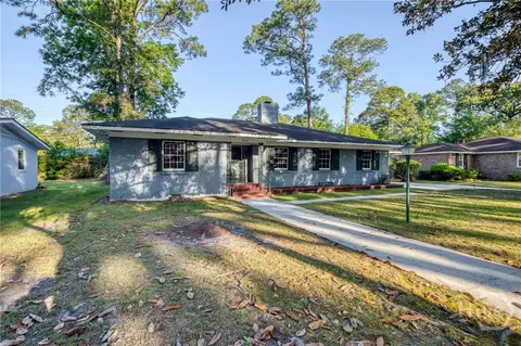 4729 Oakview Dr, Savannah, GA 31405
