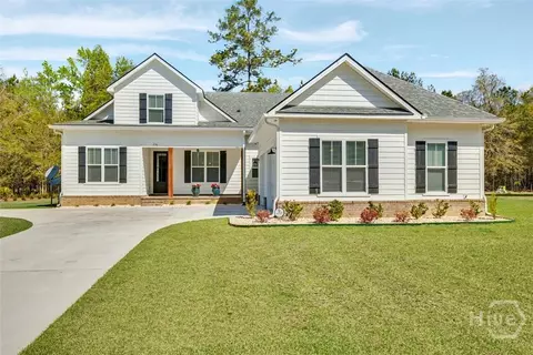 236 Dean Dr, Guyton, GA 31312