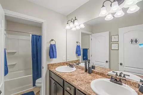 Bath - 104 Annie Dr, Guyton, GA 31312 photo 4 of 4