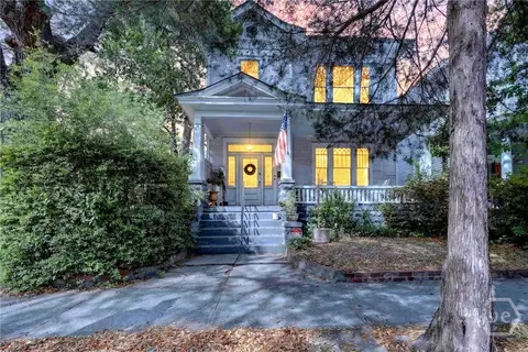 416 W 36th St, Savannah, GA 31401