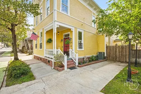 1007 Lincoln St, Savannah, GA 31401