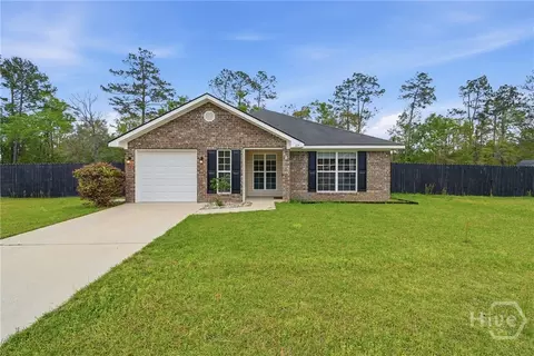 63 Pine View Rd SE, Ludowici, GA 31316