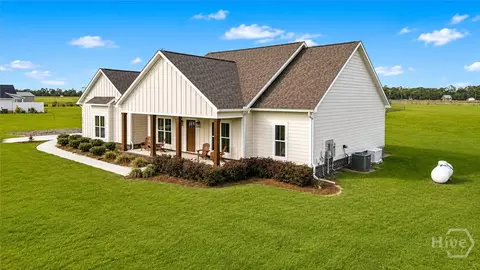 6984 Old River Rd S Rd, Brooklet, GA 30415 photo 3