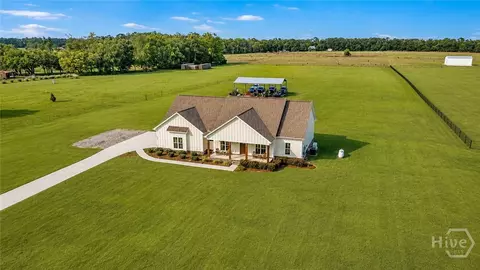6984 Old River Rd S Rd, Brooklet, GA 30415 photo 2