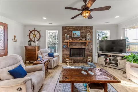 Living - 193 Circle Dr, Midway, GA 31320 photo 1 of 3