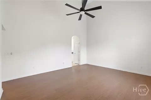 Living - 1159 Mohawk St #E4, Savannah, GA 31419 photo 2 of 6