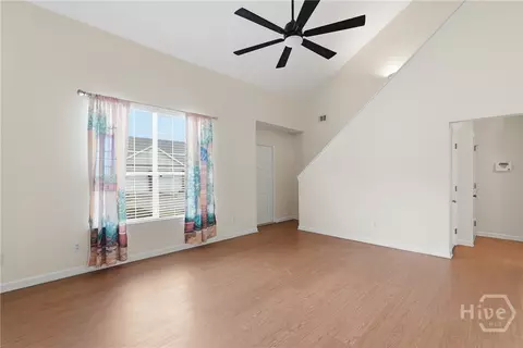 Living - 1159 Mohawk St #E4, Savannah, GA 31419 photo 1 of 6