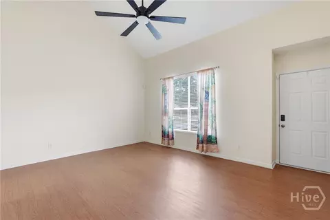 Living - 1159 Mohawk St #E4, Savannah, GA 31419 photo 4 of 6
