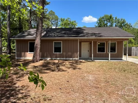130 Pointe South Drive Dr, Hinesville, GA 31313