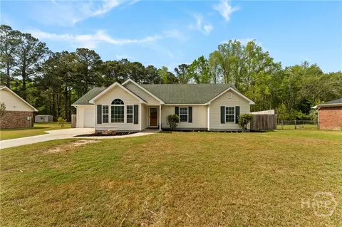 140 Huger St, Rincon, GA 31326