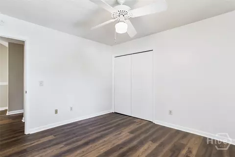Bedroom - 2 Oemler Ct E, Savannah, GA 31410 photo 6 of 7