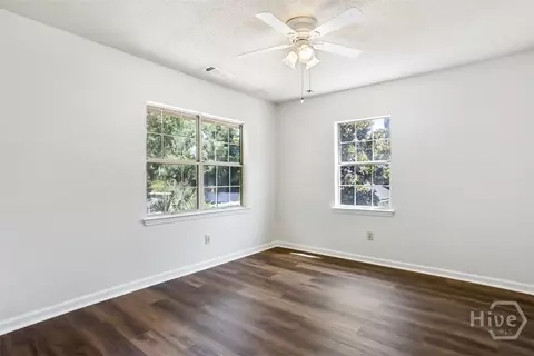 Bedroom - 2 Oemler Ct E, Savannah, GA 31410 photo 1 of 7