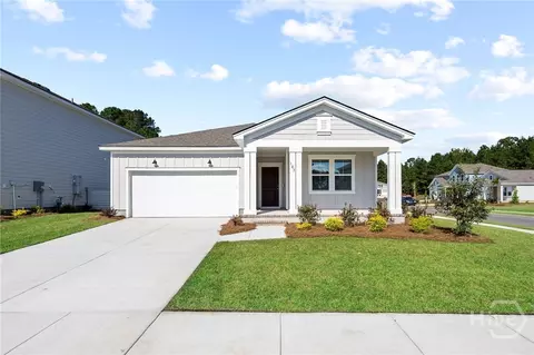 81 Liko Ln, Richmond Hill, GA 31324