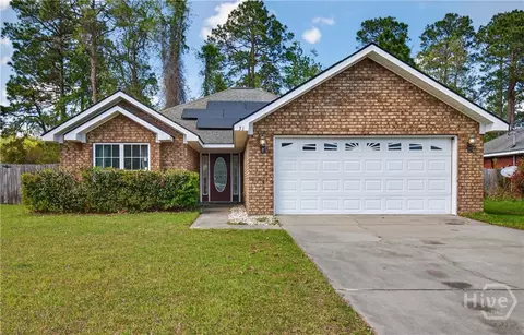 31 Idus Ln, Hinesville, GA 31313