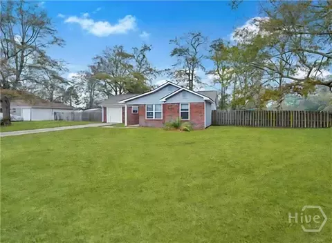 21 Haney Rd, Hinesville, GA 31313