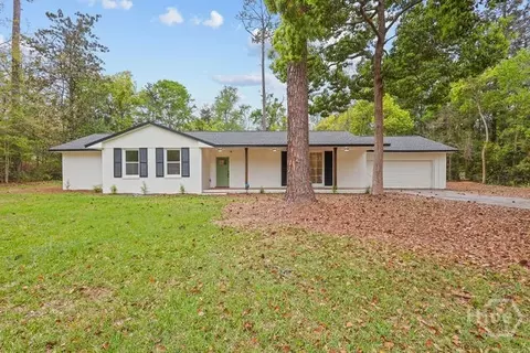 762 E Bay St, Jesup, GA 31546