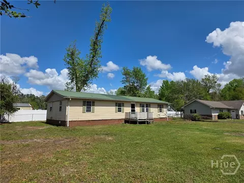 405 5th Ave, Guyton, GA 31312