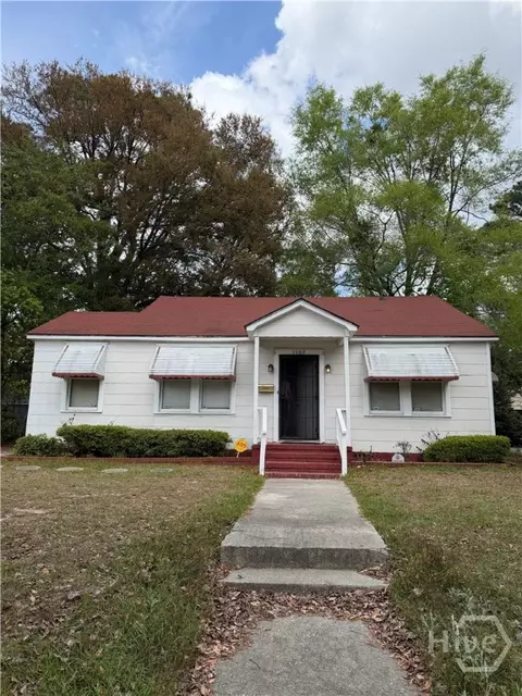 1304 E 52nd St E, Savannah, GA 31404