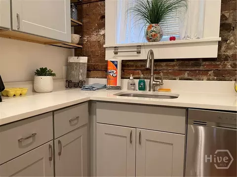 Kitchen - 210 E State St, Savannah, GA 31401 photo 6 of 6