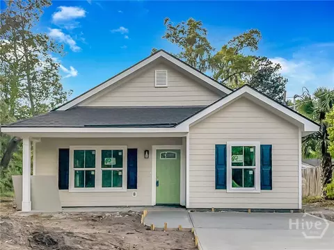23 Fluke Ave, Savannah, GA 31405