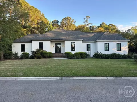 3 Liberty Creek Dr, Savannah, GA 31406