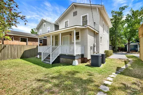 Exterior - 856 E 35th St, Savannah, GA 31401 photo 6 of 11
