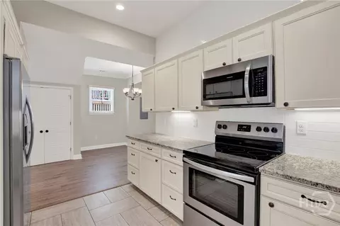 Kitchen - 856 E 35th St, Savannah, GA 31401 photo 2 of 9