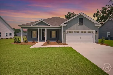 93 Ennis Rd, Pembroke, GA 31321