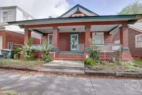404 E 40th St, Savannah, GA 31401