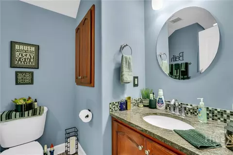 Bath - 4 Grand View Ct, Pooler, GA 31322 photo 7 of 10