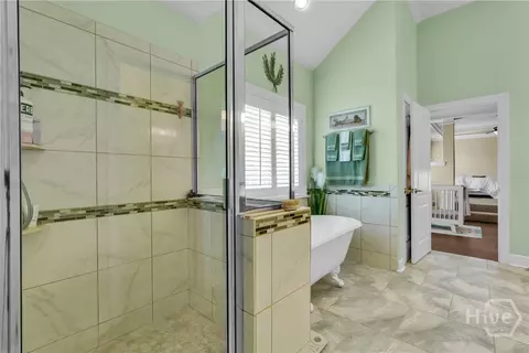 Bath - 4 Grand View Ct, Pooler, GA 31322 photo 5 of 10